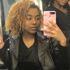 Meet your Posher, Alexandria